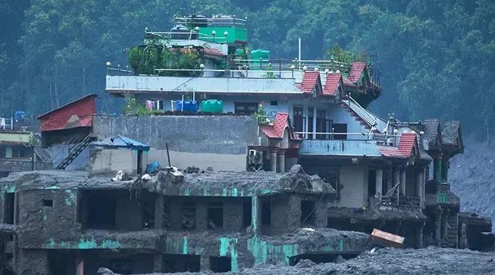 নেপাল-তিব্বত বন্যায় নিখোঁজ বিদেশি নাগরিক ও উদ্ধার অভিযান