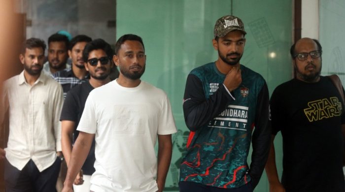 বিপিএল স্থগিতের কারণে ক্রিকেটারদের সংবাদ সম্মেলন ও বৈঠক